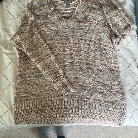 Falls Creek Cream and Brown V-Neck Sweater - Picture 1 of 3